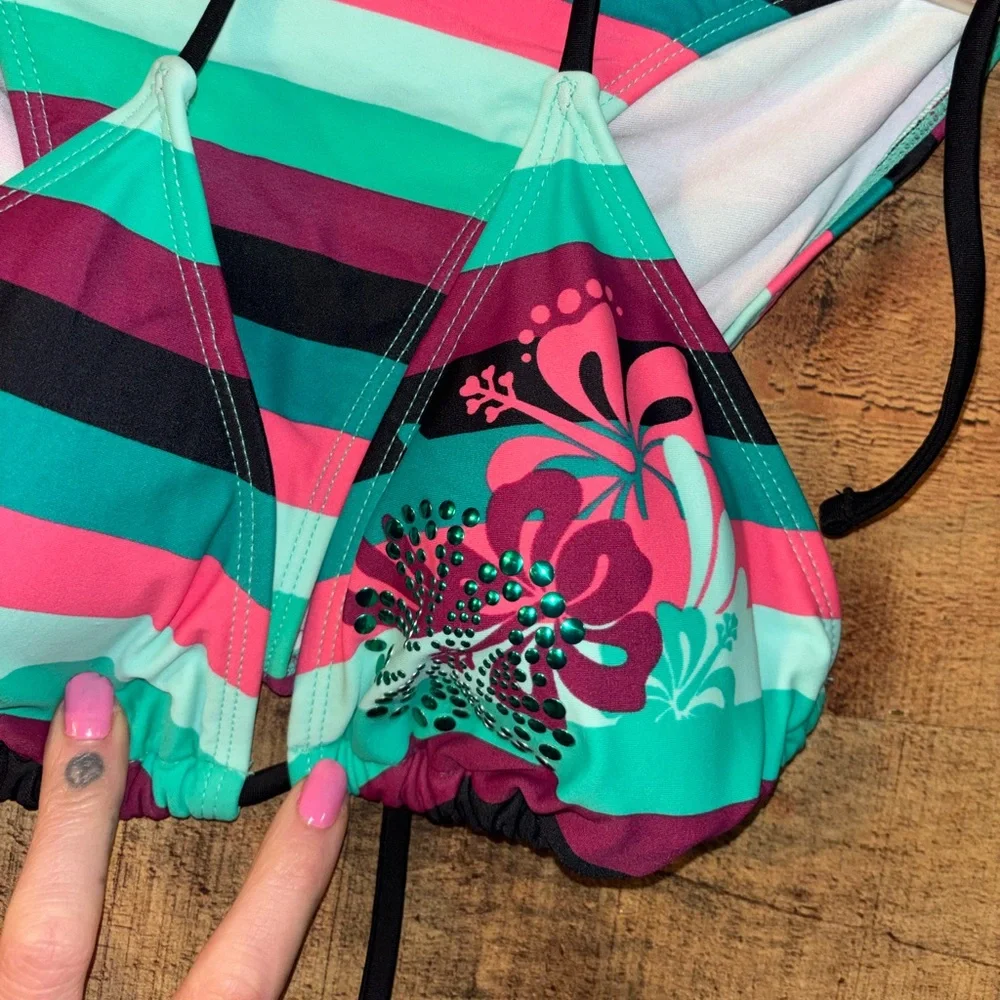 Tropical Hibiscus Striped Bikini - Picture 2 of 6
